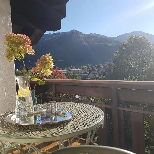 Gemütliche Fewo mit Balkon und Bergblick im Oberallgäu, Ruhig und Zentrumsnah, hotel in Immenstadt im Allgäu