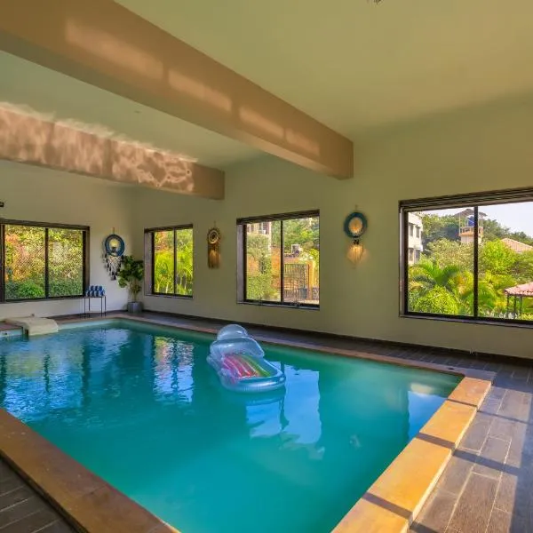 Ekostay Kingfisher Villa I Indoor Pool I Cloud 9, ξενοδοχείο σε Lonavala