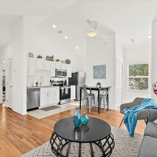 The Old Mission Collection - Downtown Bungalow، فندق في سانت أوغيستين