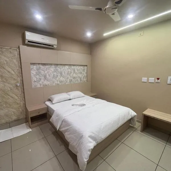 Famstay and healthclub, hotell sihtkohas Kannur