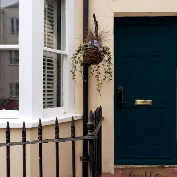 Regency Grade II Listed Townhouse by Centre and Beach, hotel v destinaci Brighton & Hove