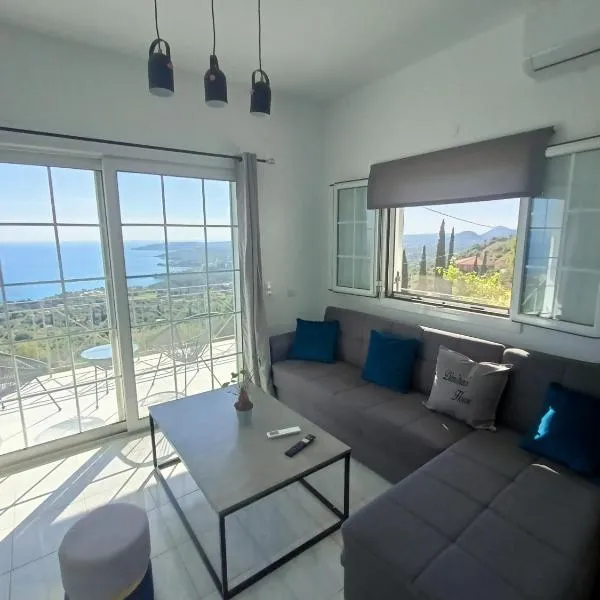 Newly Renovated Endless view Dimitra's House, hotel en Vlachata