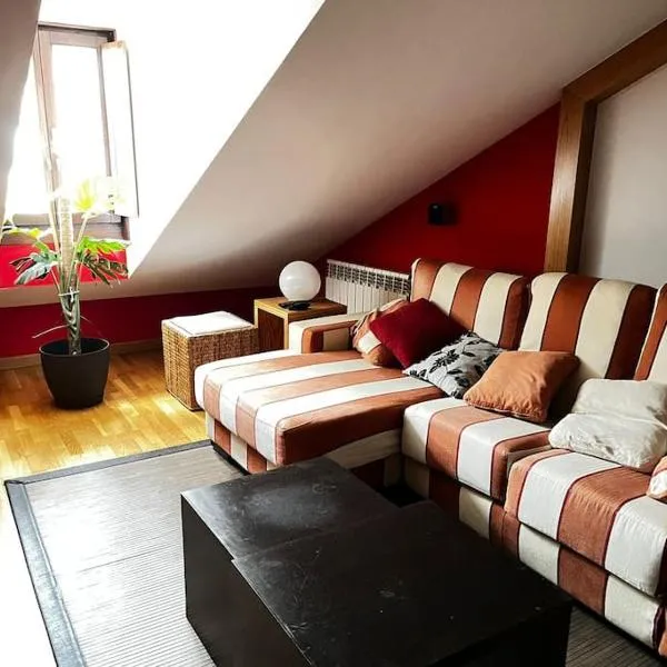 Apartamento Castillo Ponferrada., hotel i Ponferrada