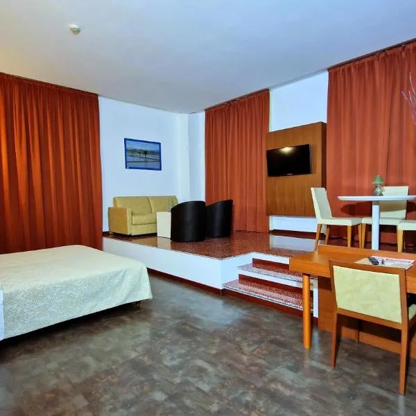 Bella Italia Palace Hotel – hotel w mieście Novara