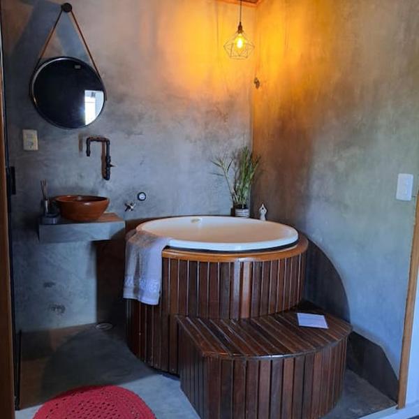 Casa para relaxar, estilosa, privativa e pet friendly - Foto 3