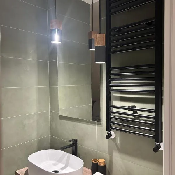 A Due Passi Dalla Scalinata Rooms, hotel v destinaci Caltagirone
