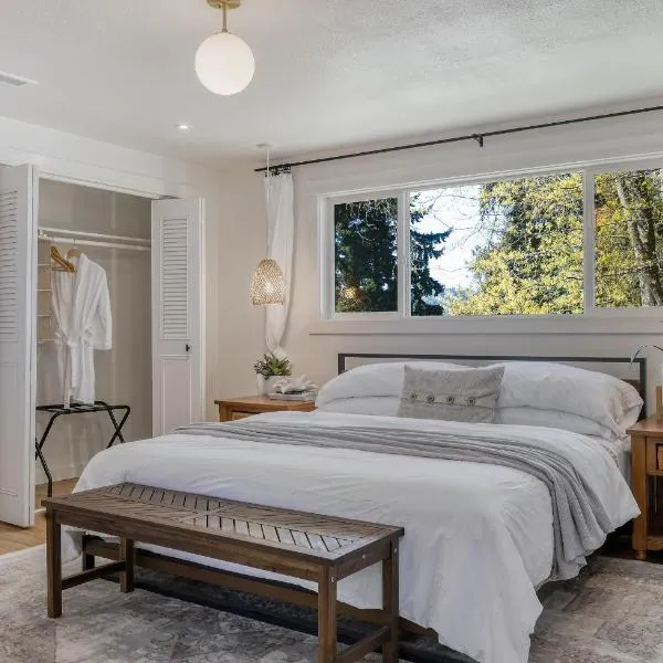 Zen Haus Serene Retreat, prime location with views, hotel in Eugene