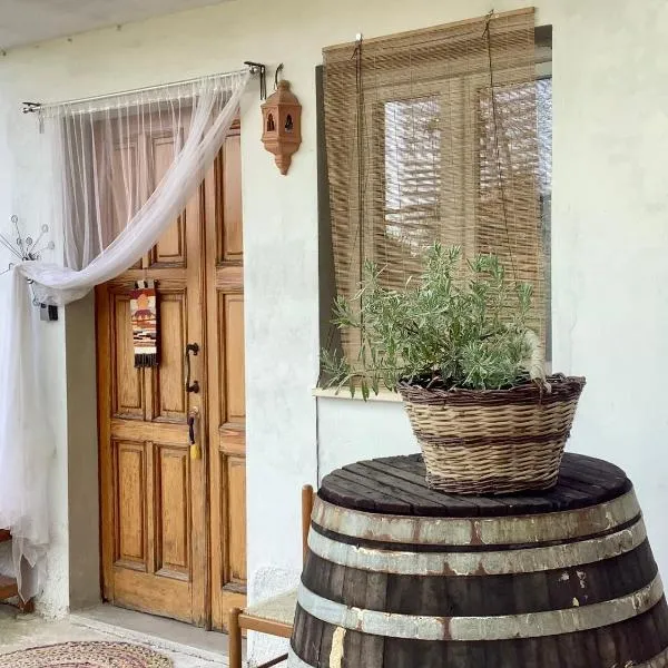 PODERE Sant'Anna B&B -Bambù room – hotel w mieście Atri