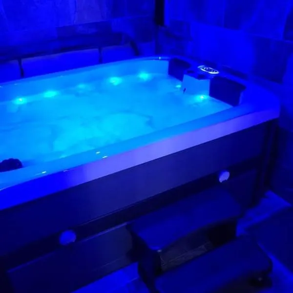 Hébergement avec SPA privatif, hotel v destinaci Loos-en-Gohelle