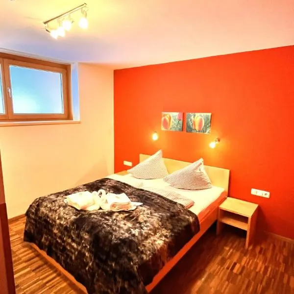 Ferienwohnungen "Adventure Panorama" Appartement Falken Top 8, hotel v destinaci Warth am Arlberg