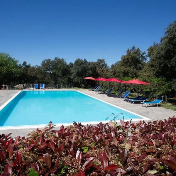Monte Pirastru, hotel Nughedu di San Nicolòban