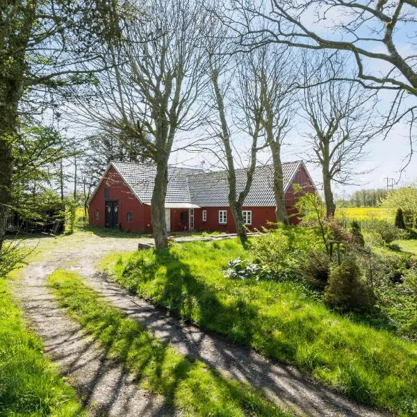 Stunning Home In Ringkøbing With Wifi, hotel v destinaci Ringkobing