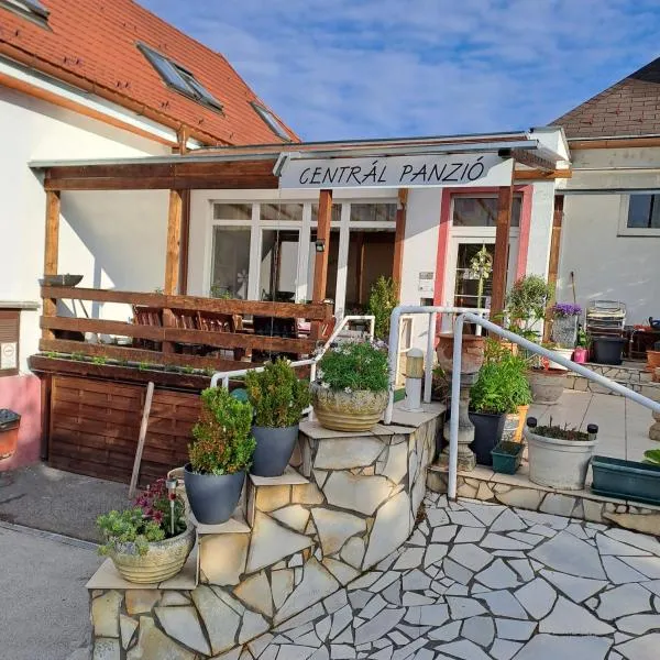 Centrál Panzió, hotel v destinaci Veszprém