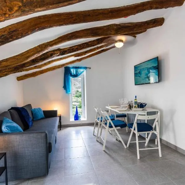 Rambla Retreats Apartment Azul with shared pool & hot tub in Oria โรงแรมในOria