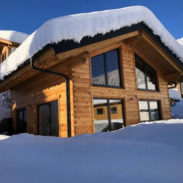 Holzhaus 171, hotel in Berwang