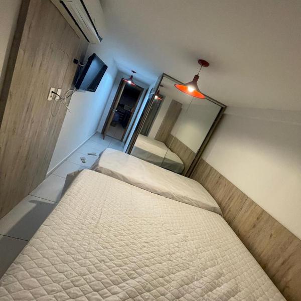 ISRAEL TAMBAÚ- Apto Luxuoso- Em frente ao Mar com Varanda - Foto 2