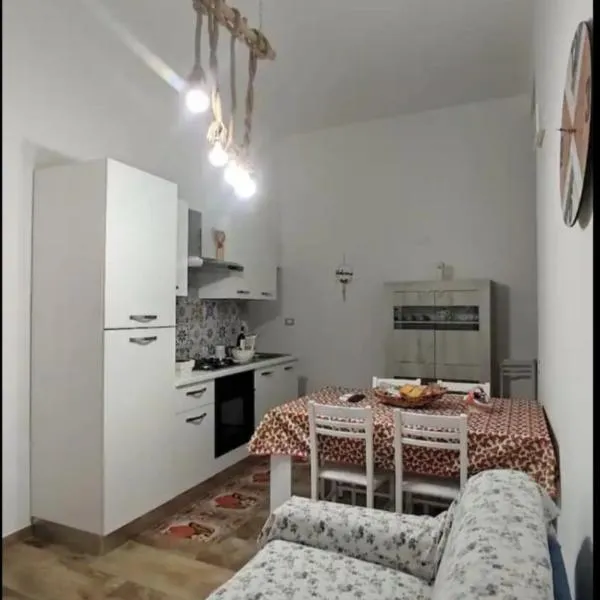 U Feriu home、アヴォラのホテル