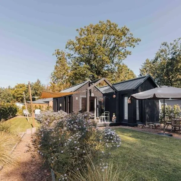 Kos I Tiny house met grote tuin, hotel v destinaci Epe