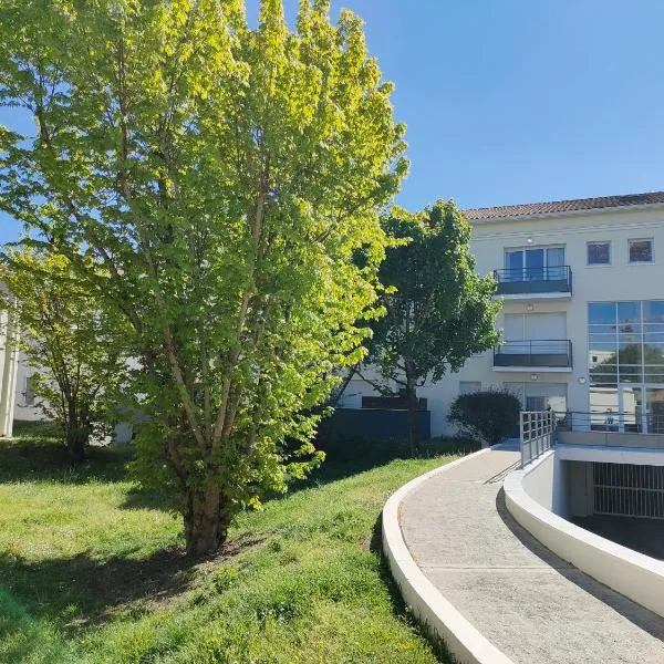 Douceur et cocooning, hotel v destinaci Begles