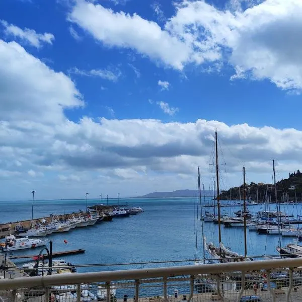 Arca di Noè casevacanzeargentario, hotel v destinácii Porto Santo Stefano
