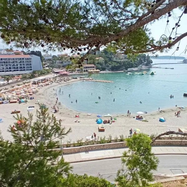 Sobe Ruža: Banjol şehrinde bir otel