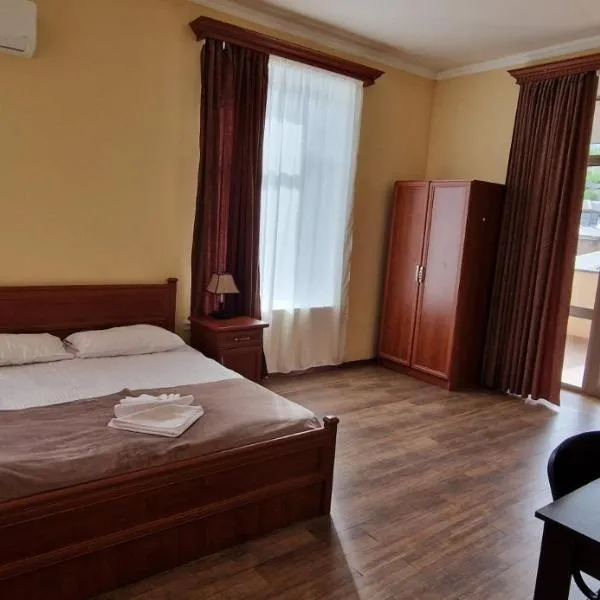 SWEET HOME HOTEL Meghri, hôtel à Agarak