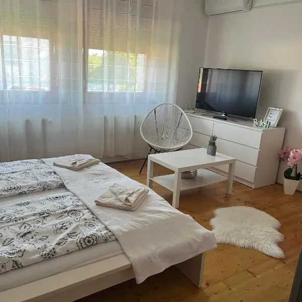 Rege apartman 2: Alsóörs şehrinde bir otel