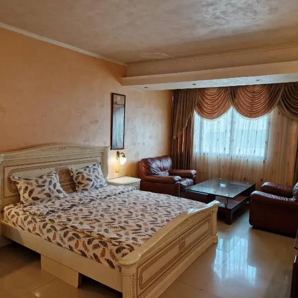 Хотел-ресторант Астория, hotel v destinaci Pazardžik