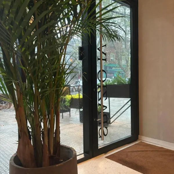 Apartamento de LUJO en Pocitos - Rambla - Playa - Shopping - Wtc, hotel in Montevideo