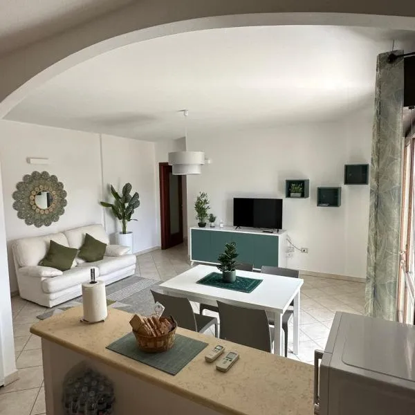 Santu Marcu apartment, hotel v destinácii Decimomannu