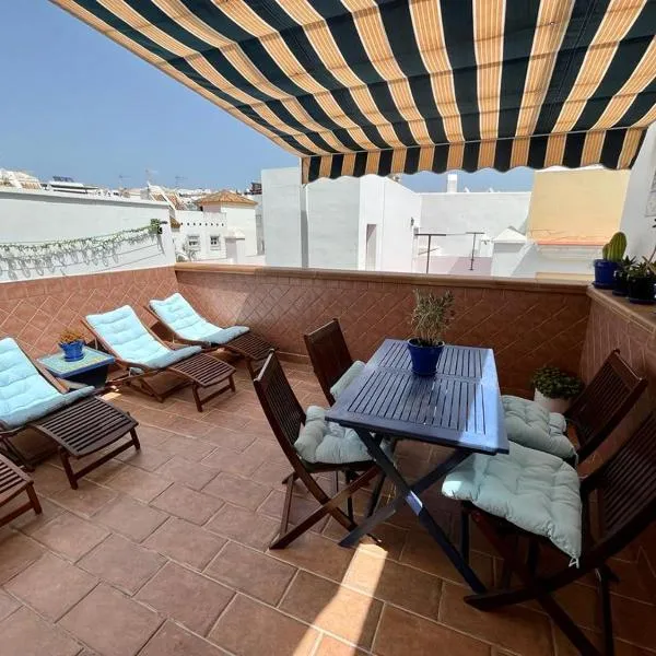 DÚPLEX HUERTA DE ENMEDIO, hotel v destinaci Conil de la Frontera