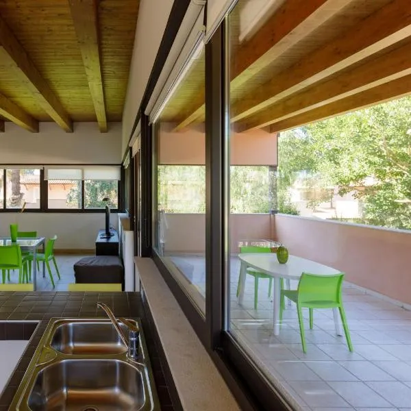 Juice aparthotel - appartamento Nefrite, hotel v destinaci Furnari