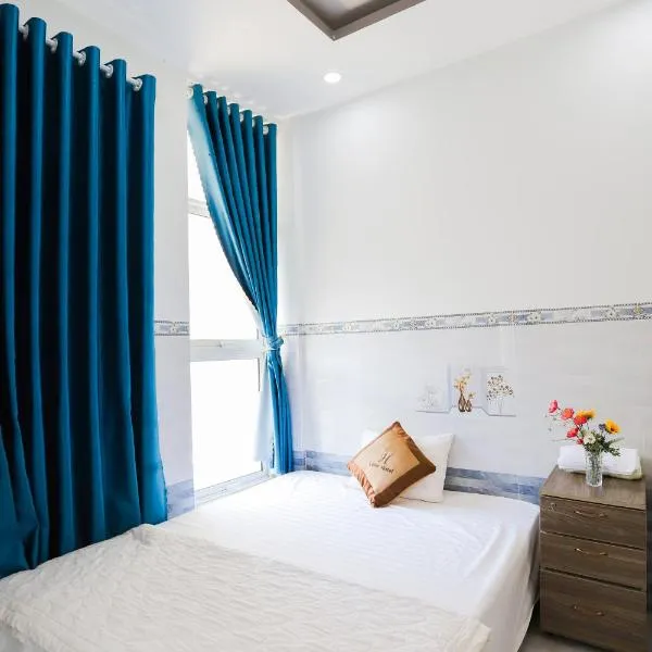 Hotel Trâm Anh, hotel v destinaci Nhơn Trạch
