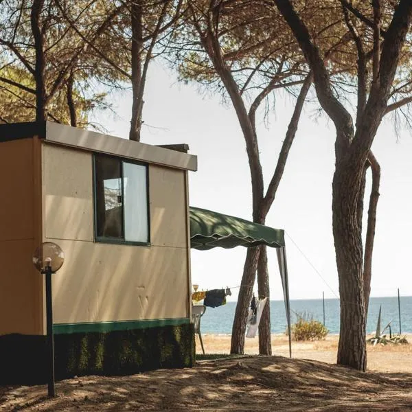 Camping Cammello Grigio, hotel v destinaci Roccella