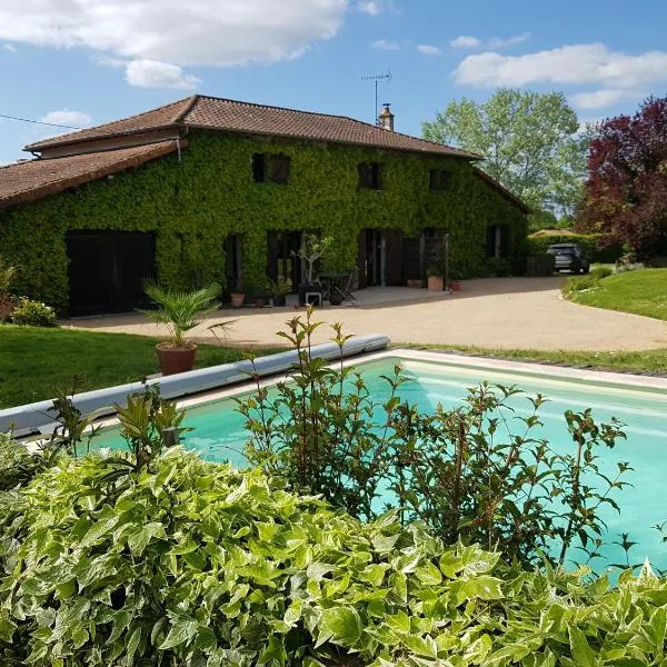 chambre d'hôte la Sourdrie, hotel v destinaci Saint-Florent-le-Vieil