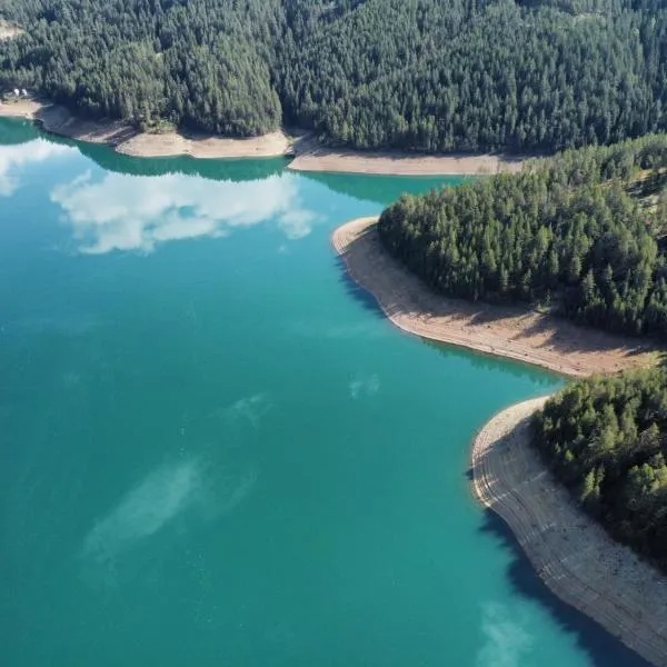 Zaovinski Raj Tara, hotel v destinaci Konjska Reka