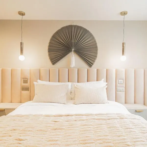 Howfield Hotel, hotel a Merthyr Tydfil