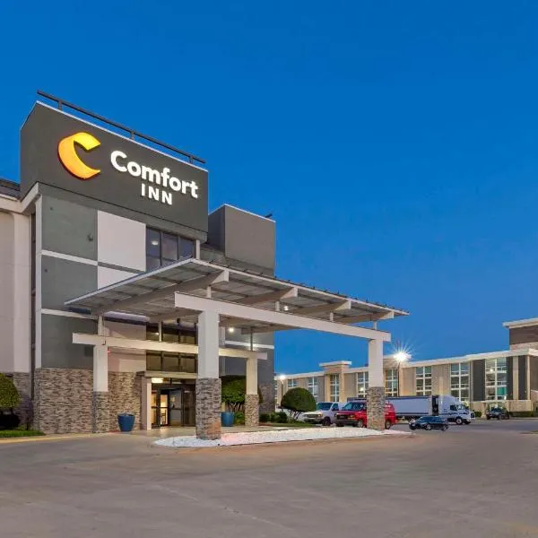 Comfort Inn Dallas North Love Field Airport, hotel v destinaci Dallas