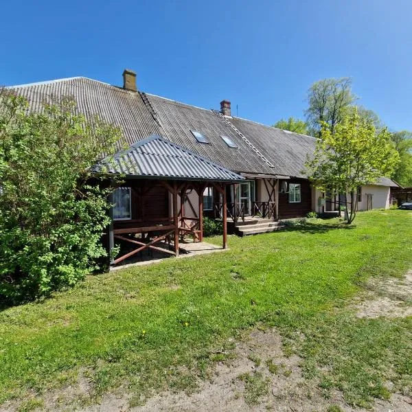 Bajāri - Viesu Māja, hotel in Svente
