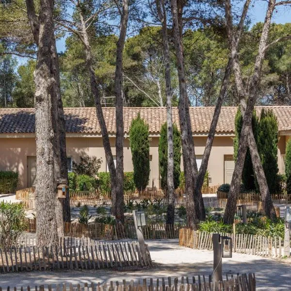 Le Domaine de la mer - Appartements de plage dans un cadre enchanteur, hotell i Hyères