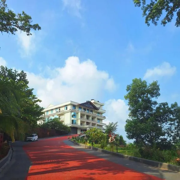 De Royale Montana Hotel and Resort, hotel en Subrahmanya