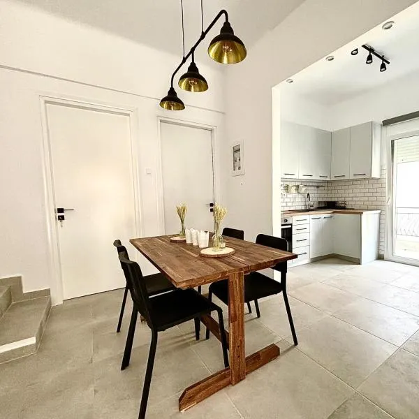 Downtown apartment - Premium, hotel in Kamena Vourla