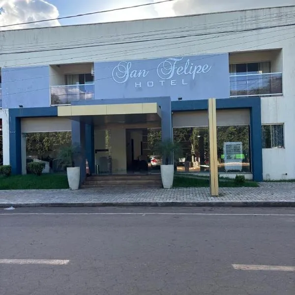 San Felipe Hotel，位于Colinas do Tocantins的酒店