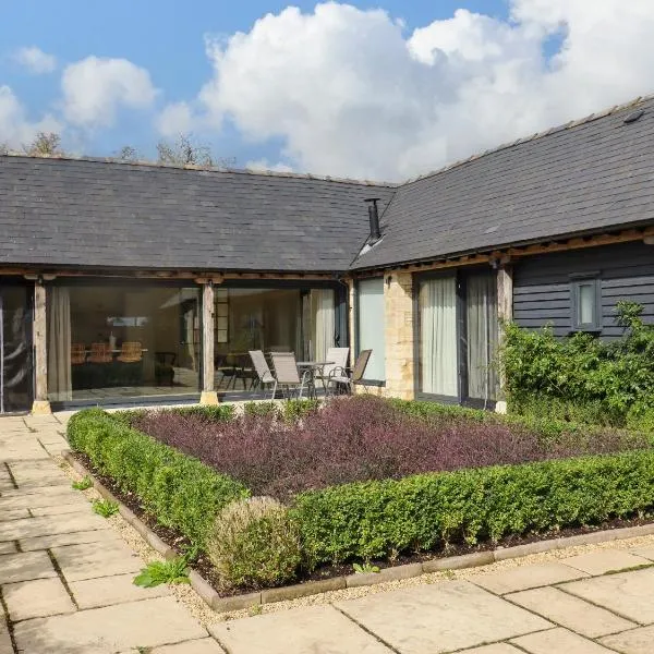 Hawthorn Barn, hotel v destinaci Northleach