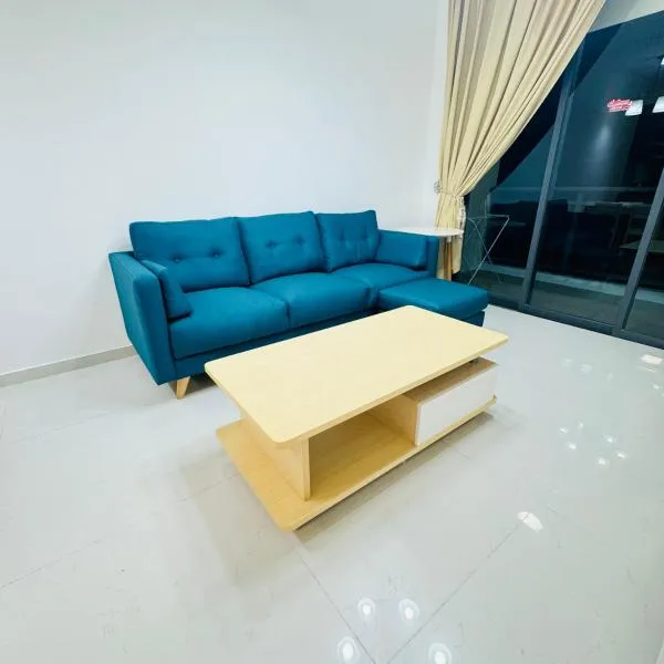 Cozy 2B1R 4pax Condo Forest City 3A-3201, hotel in Gelang Patah