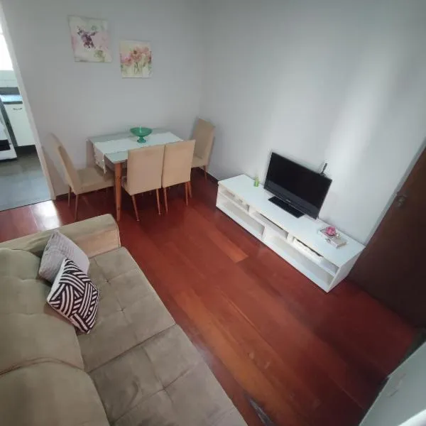 Apto com suíte, garagem, localização privilegiada, hôtel à Belo Horizonte