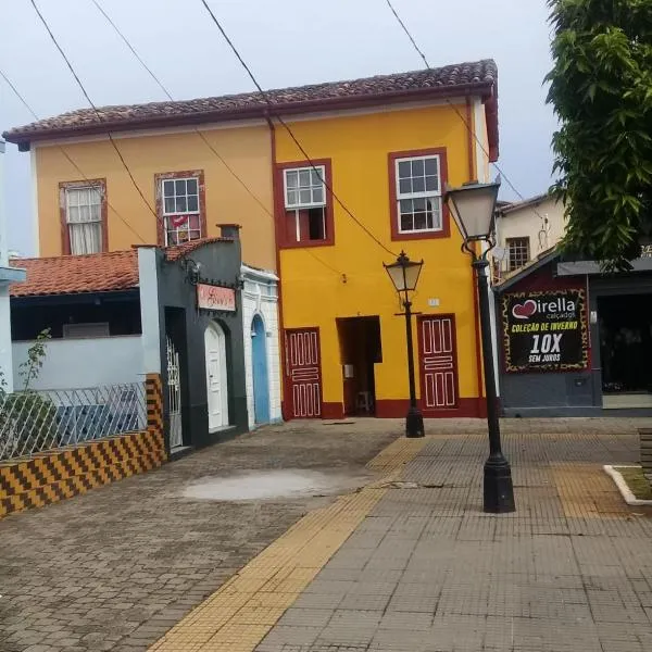 Casa Centenária localizada no coração da cidade, hotel in São Luiz do Paraitinga