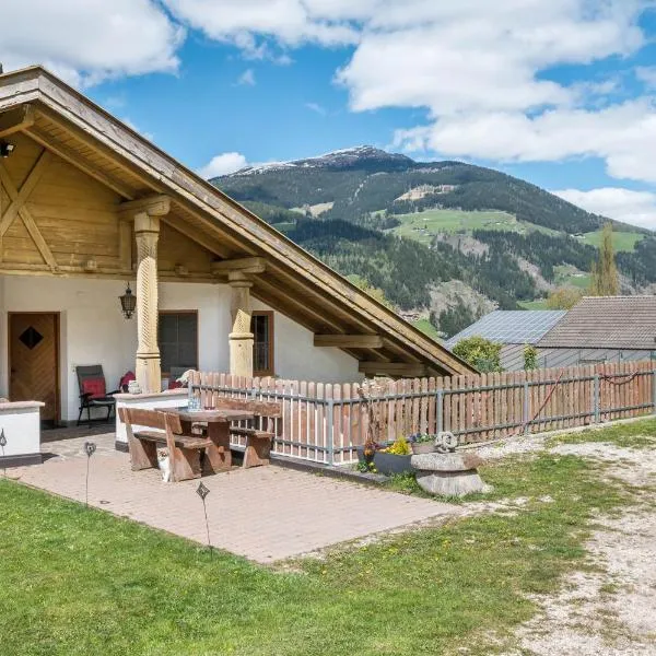 Stofnerhof Wohnung Neu, hotel v destinaci Sarntal