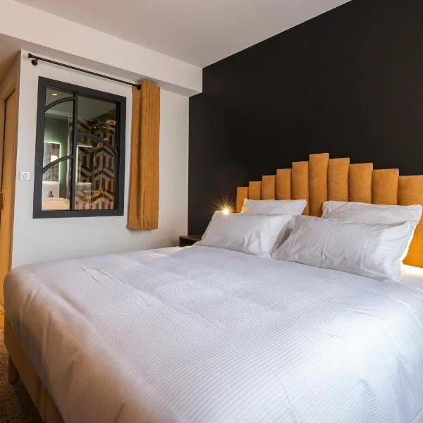 Hôtel Les Pins, hotel v destinaci Saint-Trojan-les-Bains