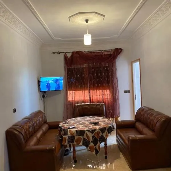 Appartement familial a lmriss, hotel v destinaci Oulad Zenati